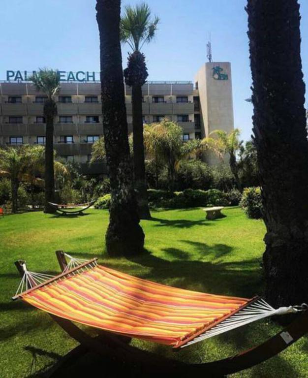 Palm Beach Hotel & Bungalows Larnaca Exterior photo