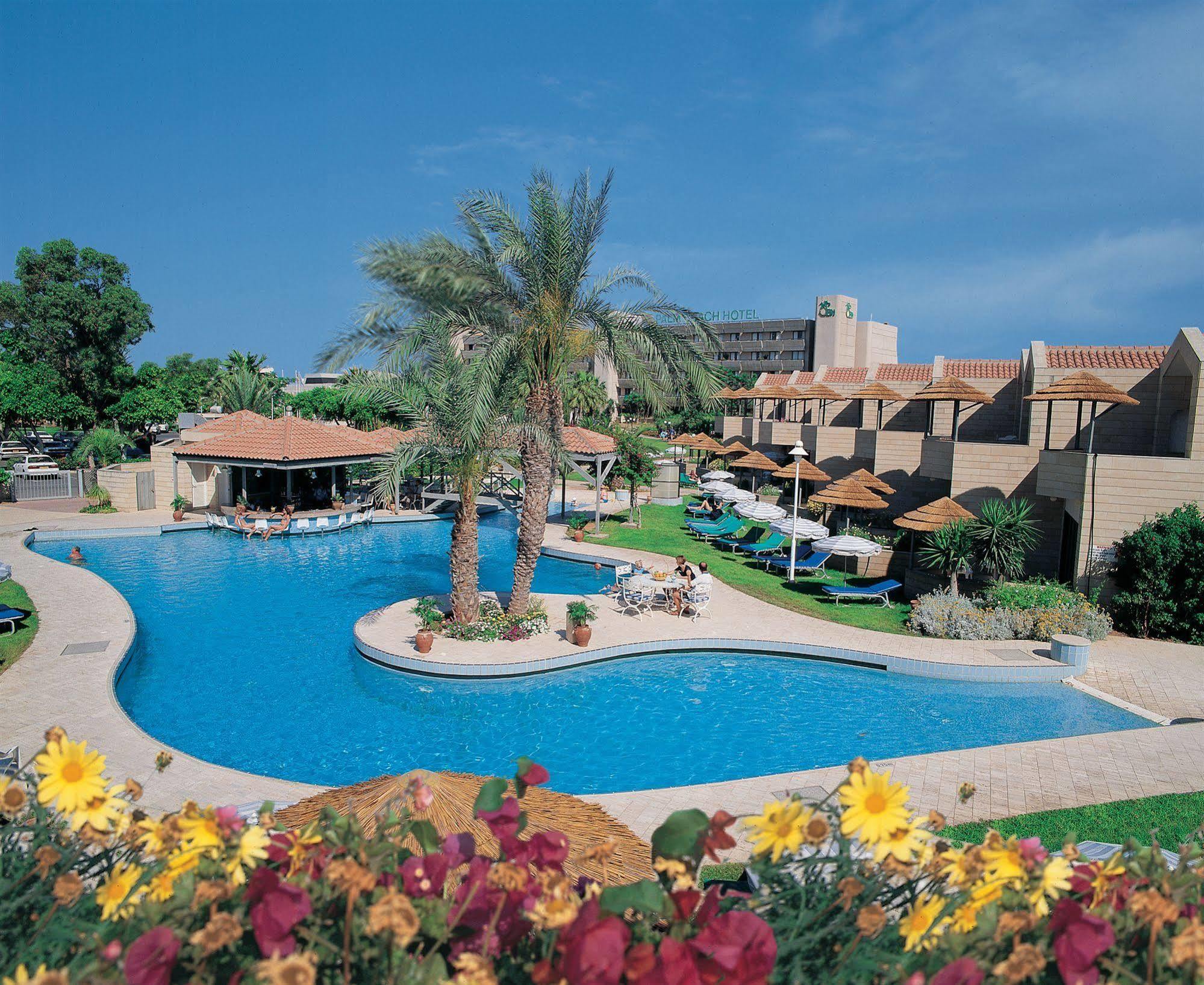 Palm Beach Hotel & Bungalows Larnaca Exterior photo